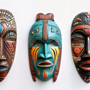 Masques artistiques en résine