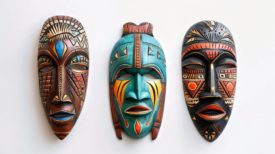 Masques artistiques en résine
